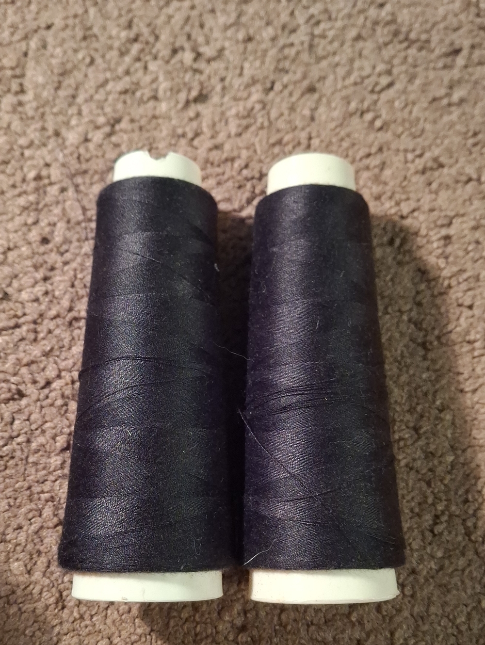 Assorted Thread - Picture 8 of 10
